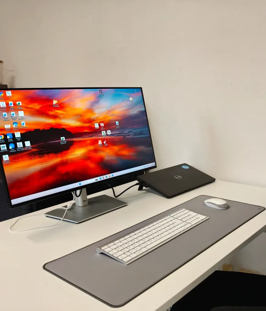 Immagine pc dell'azienda
